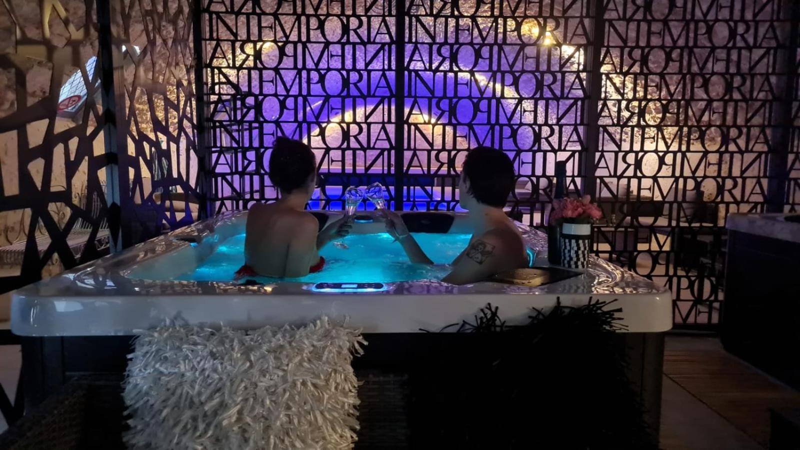 Chateau De Jallanges & Spa A Vouvray - 1H De Spa Incluse Par Jour Exterior photo